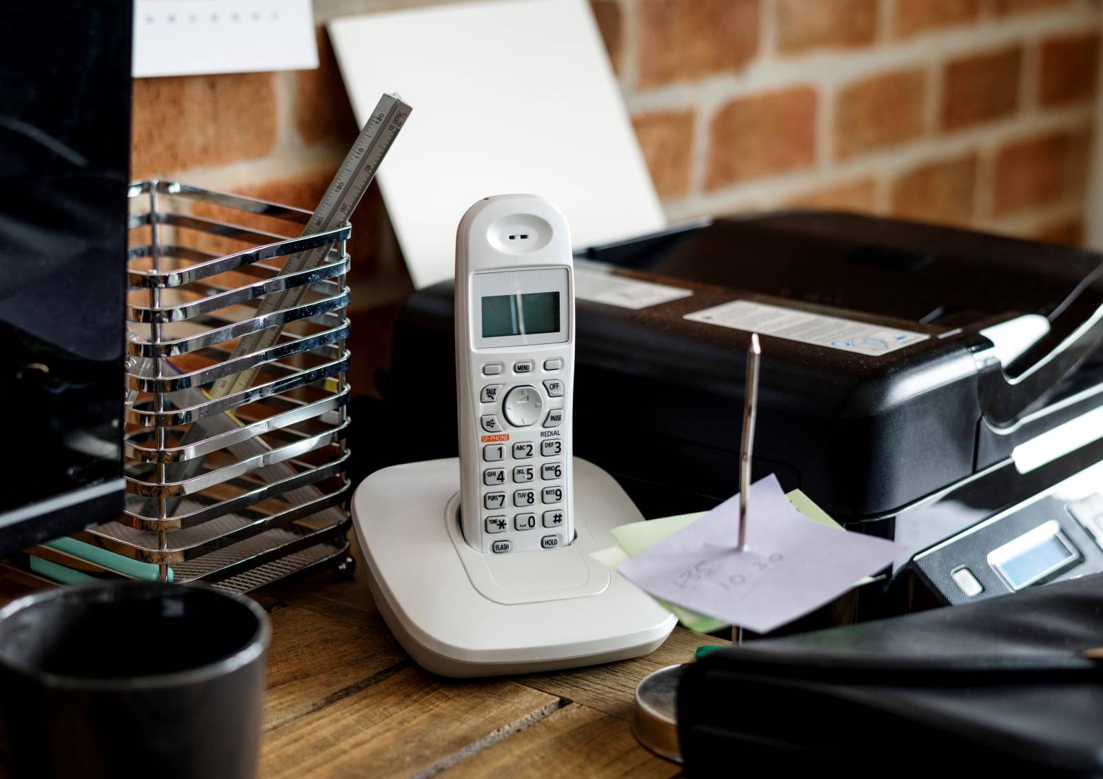 Postes téléphoniques fixes et sans fil DECT
